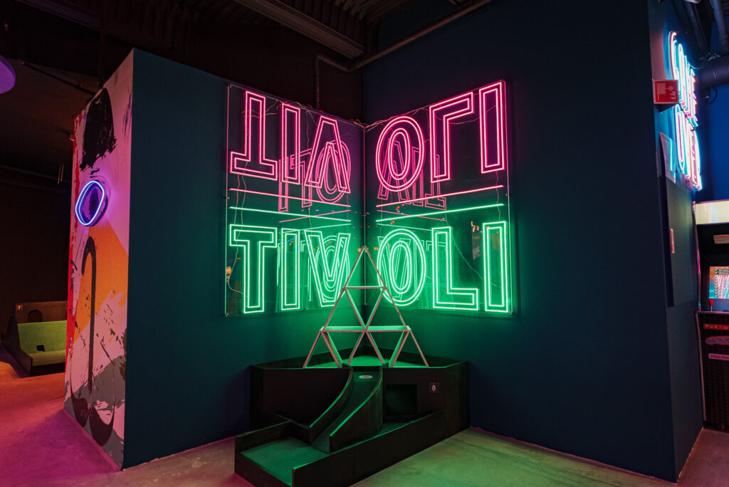 Tivoli Neon Lighting Interior Design 9