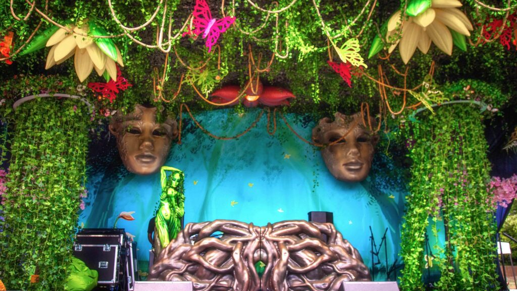 Enchanted gardens event decor (5)