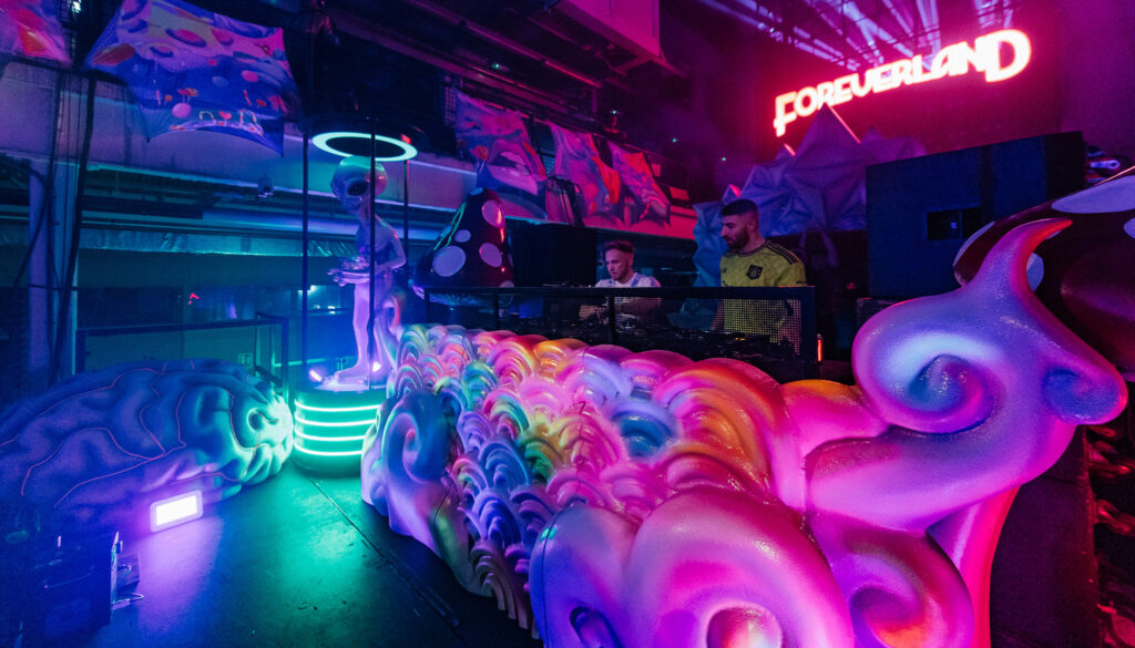 Dreamscape event decor (15)