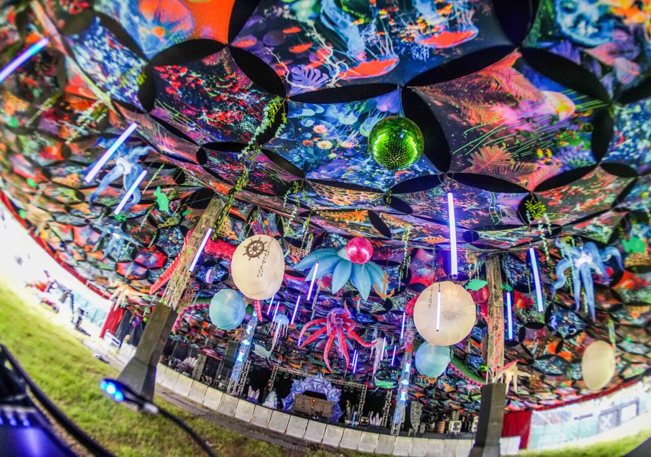 Festival event decor (37)