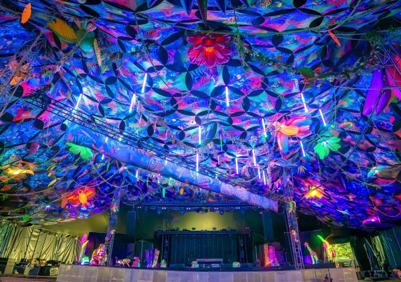 Festival event decor (42)