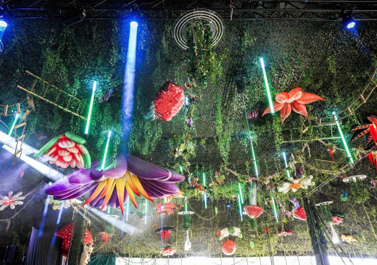 Festival event decor (43)