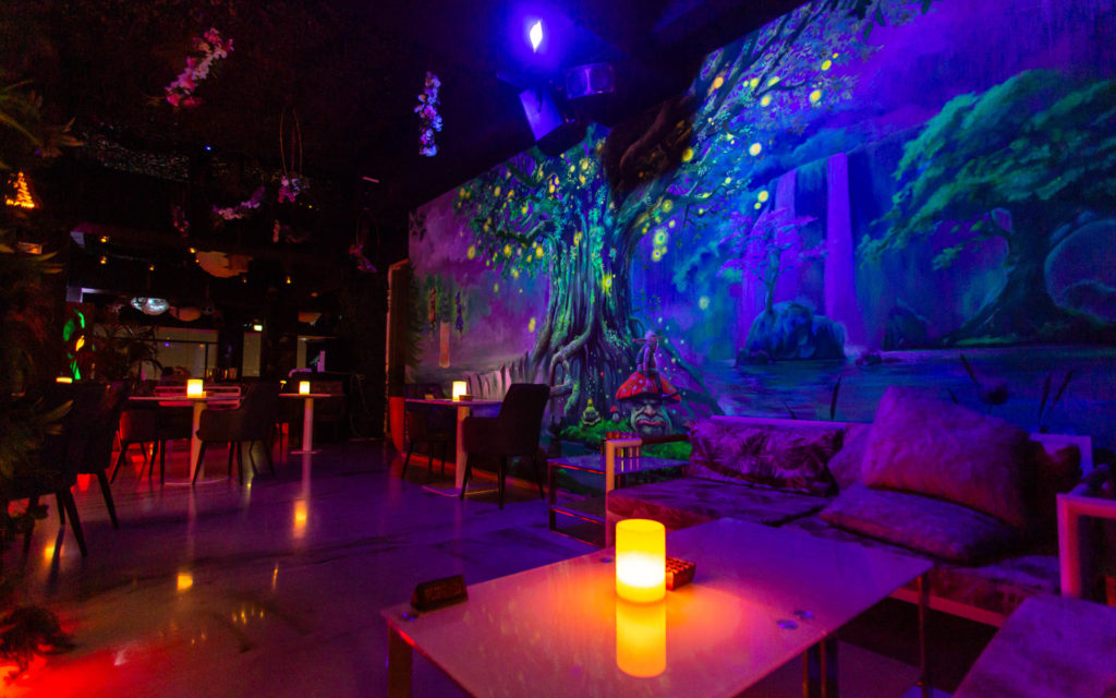 Midsummer nights dream event decor