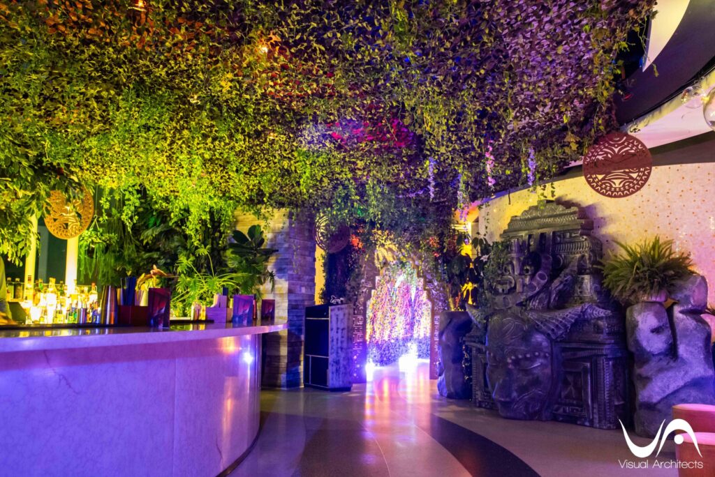 Temple of ruins event decor (12)