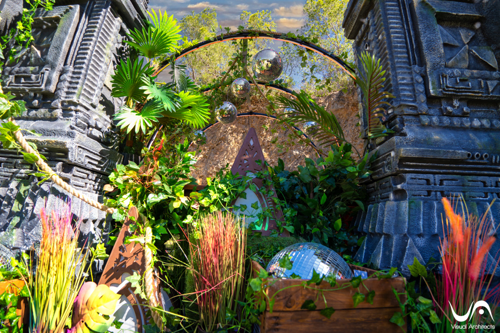 Temple of ruins event decor (13)